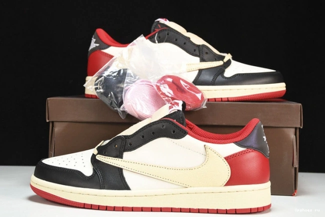 DM7866--140 OG TRAVIS LOW RETRO SP SCOTT 1  JORDAN  0402